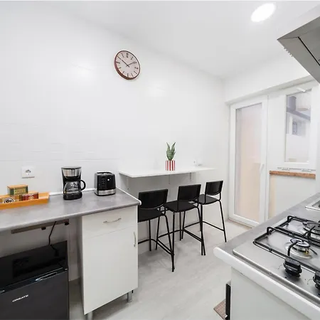 Appartement Flat In With Ac & Private Kitchen Lissabon